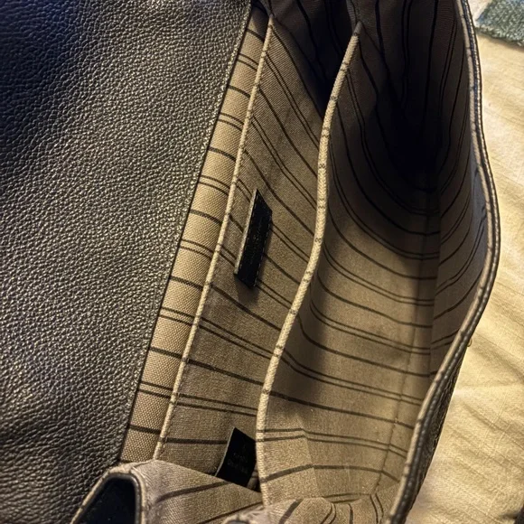 Louis Vuitton Black Women's Bag - Picture 7 of 13